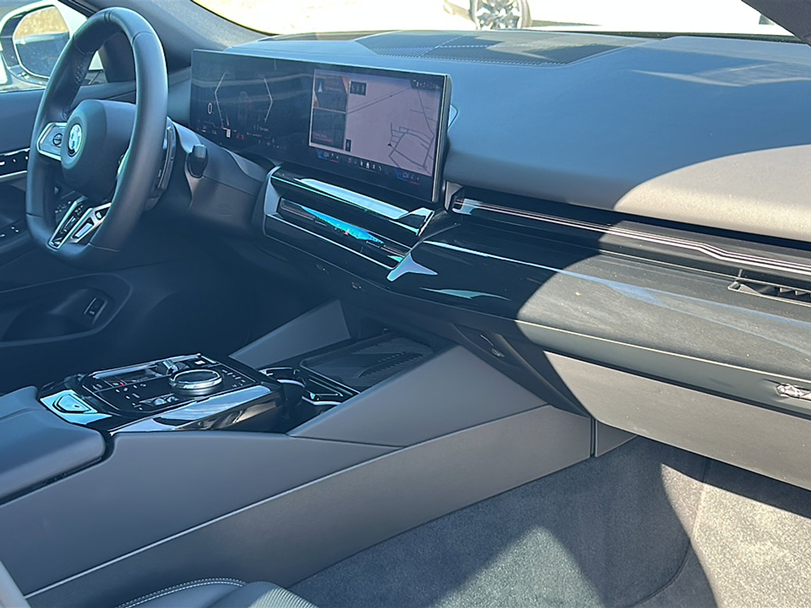 Certified 2024 BMW 530i w/ M Sport Package image 22