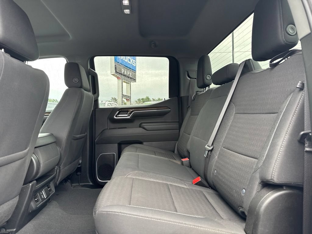 Used 2024 Chevrolet Silverado 1500 LT AWD/4WD image 14