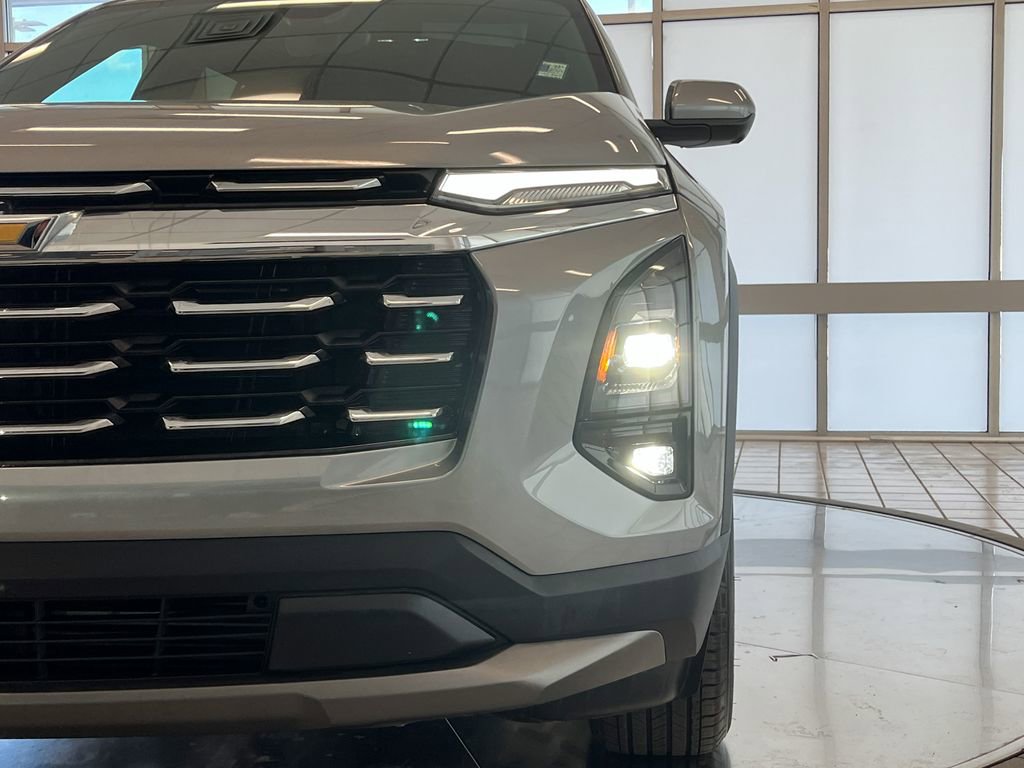 Certified 2025 Chevrolet Equinox LT w/ Safety and Technology Package image 11