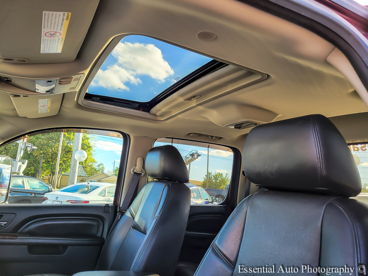 Used 2013 GMC Sierra 2500 Denali w/ Suspension Package, Off-Road image 9