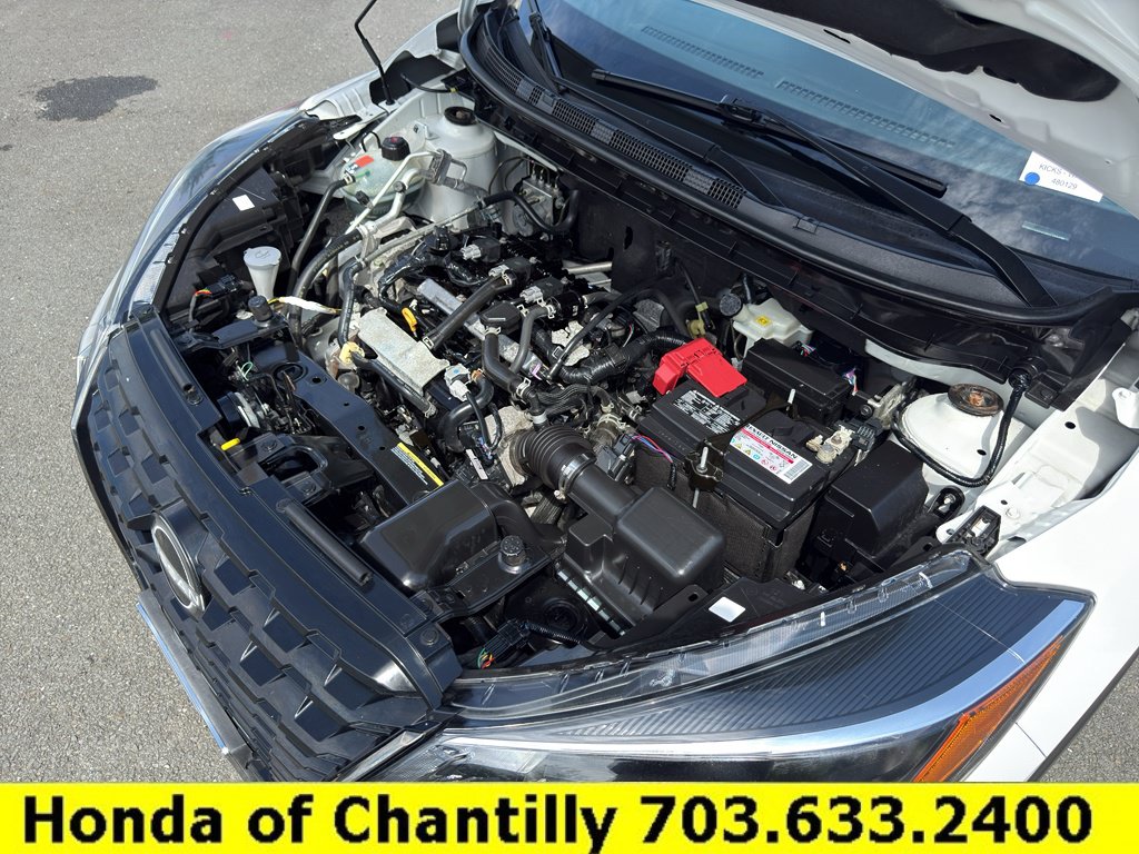 Used 2022 Nissan Kicks SR FWD image 30