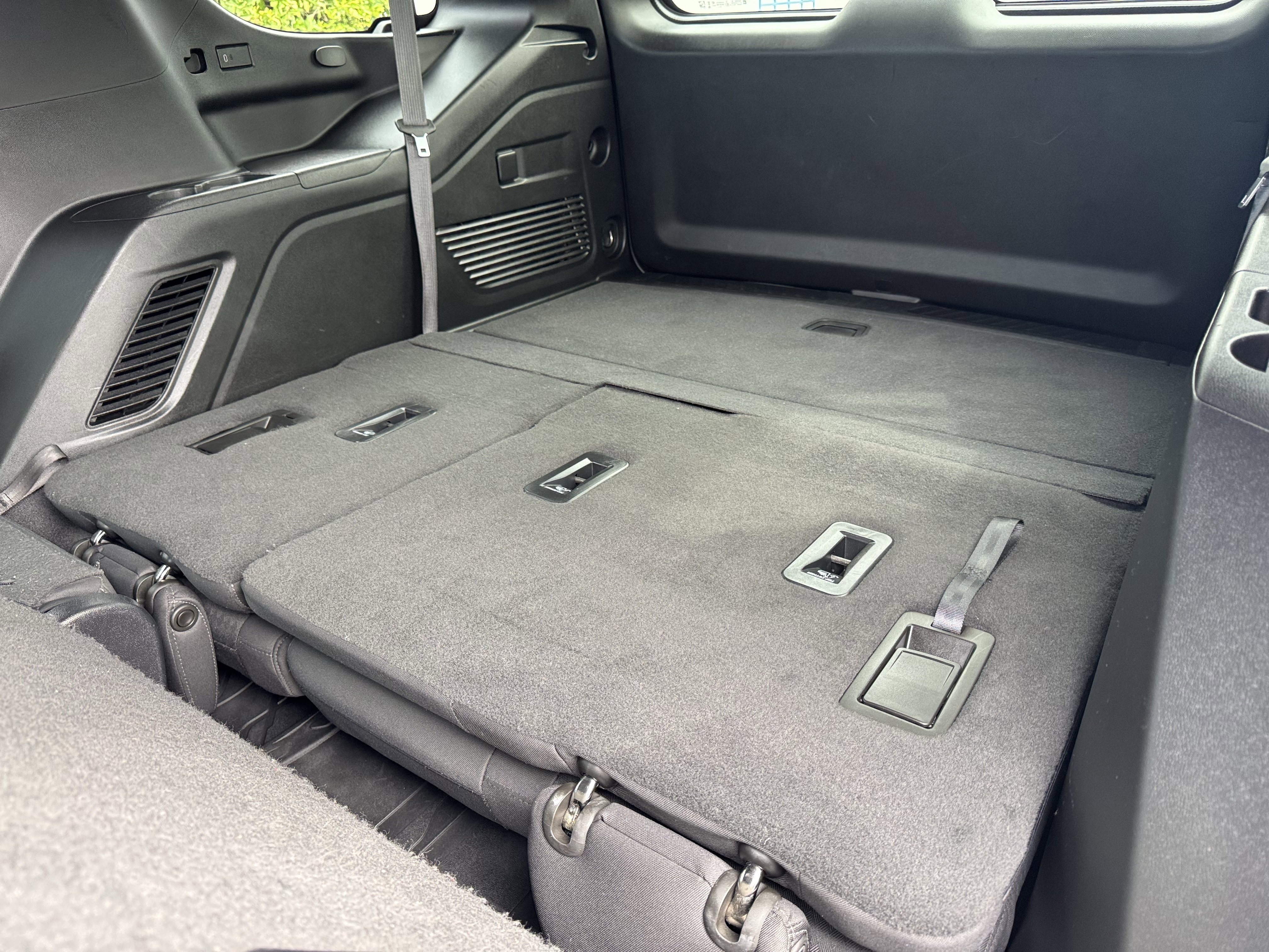 Used 2023 Chevrolet Tahoe LS image 16