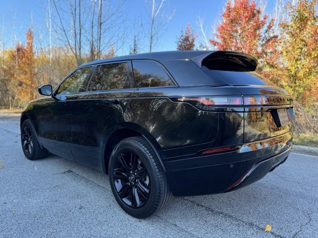 Used 2022 Land Rover Range Rover Velar R-Dynamic S image 7