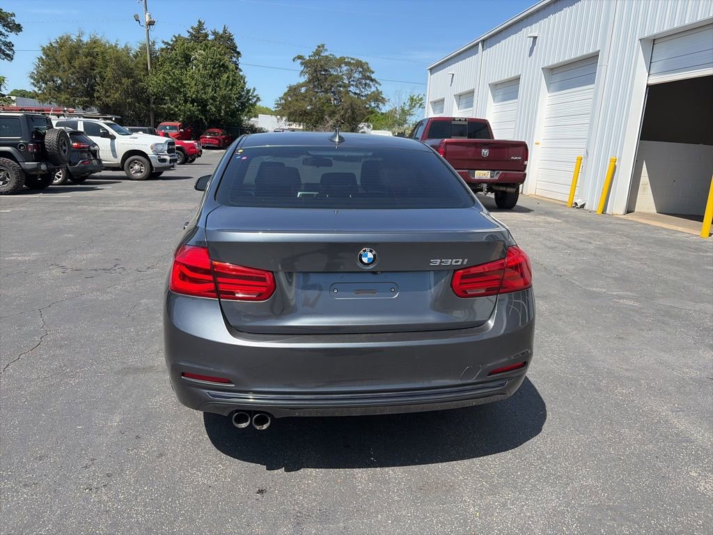Used 2018 BMW 330i Sedan image 5