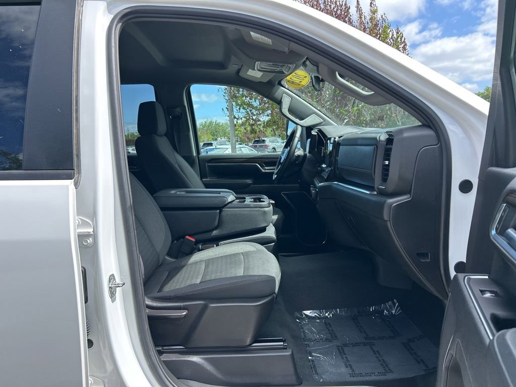 Used 2025 Chevrolet Silverado 2500 LT w/ Convenience Package AWD/4WD image 35