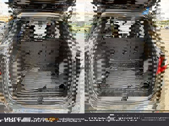 Used 2018 Chevrolet Equinox Premier image 35