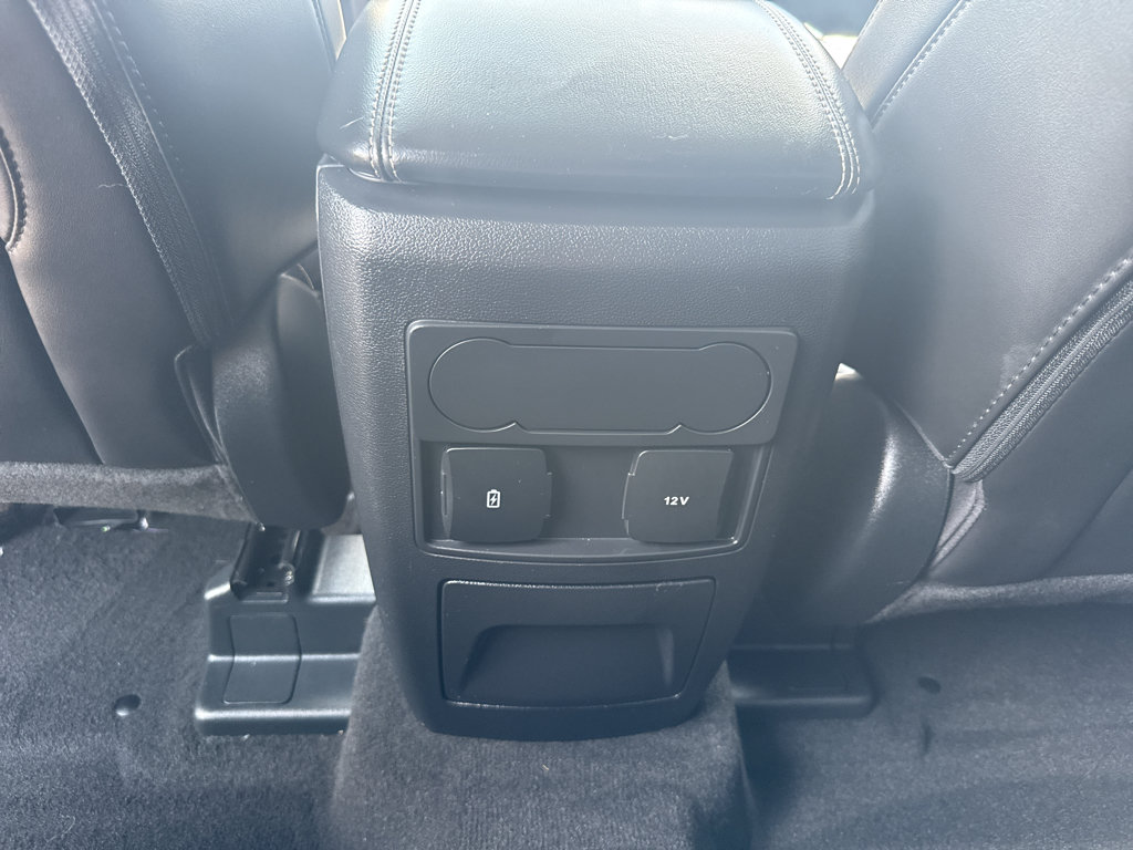 Used 2023 Ford Explorer XLT w/ Equipment Group 202A AWD/4WD image 32