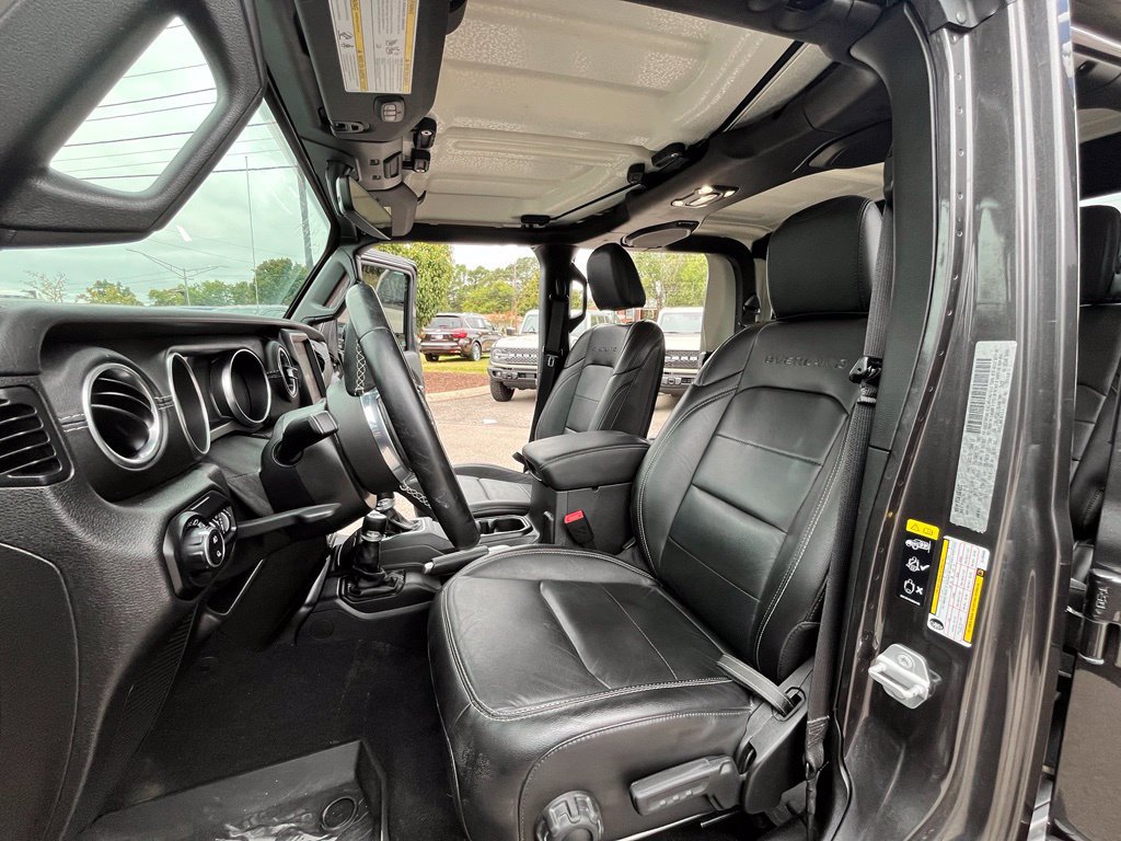 Used 2020 Jeep Gladiator Overland AWD/4WD image 14