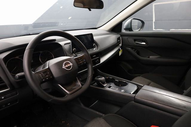 Certified 2026 Nissan Rogue SV image 9