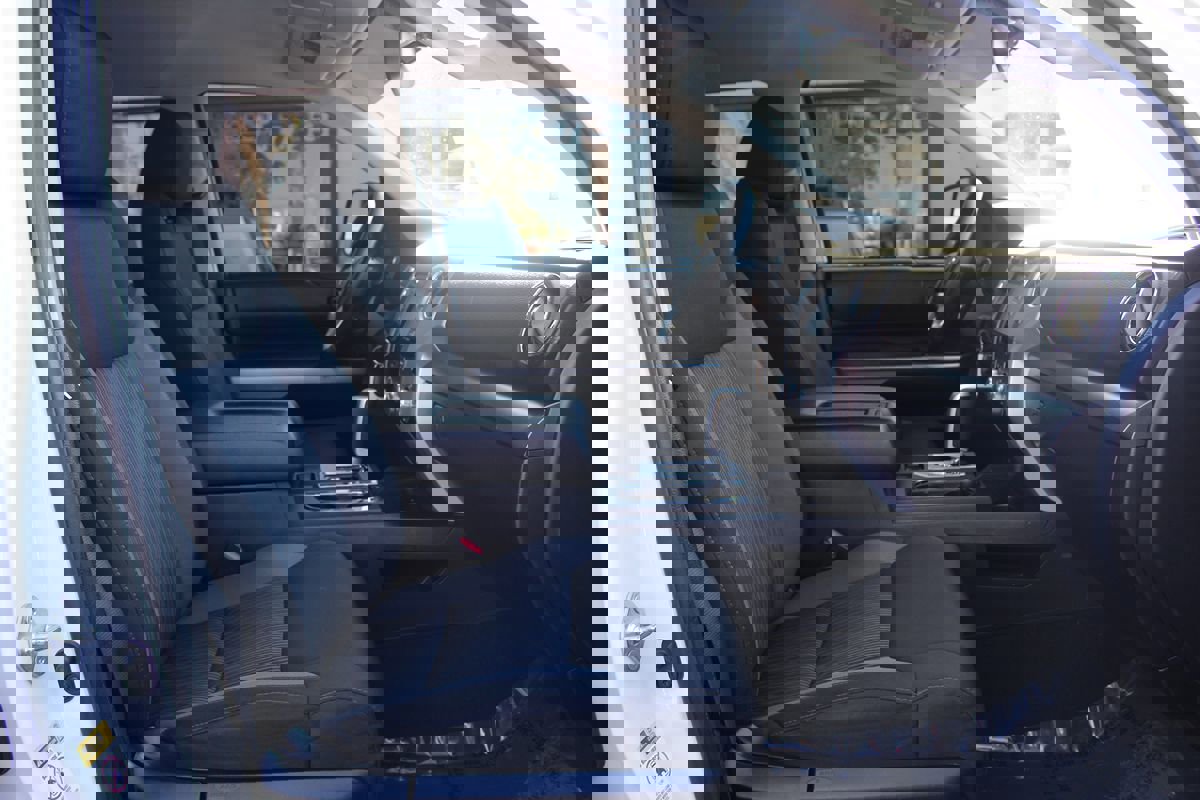 Used 2015 Toyota Tundra SR5 image 23