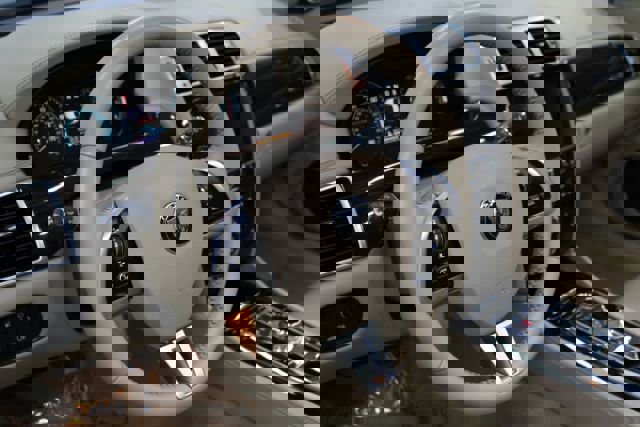 Used 2014 Jaguar XK Luxury image 13