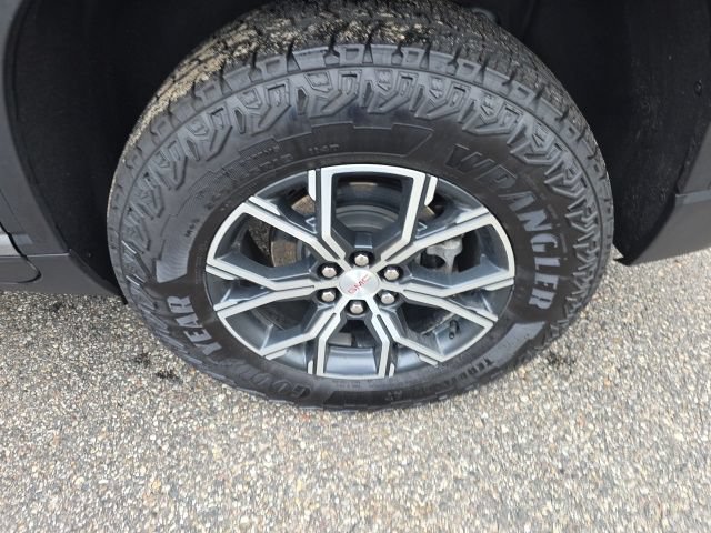 Used 2026 GMC Acadia AT4 w/ Super Cruise Package AWD/4WD image 48