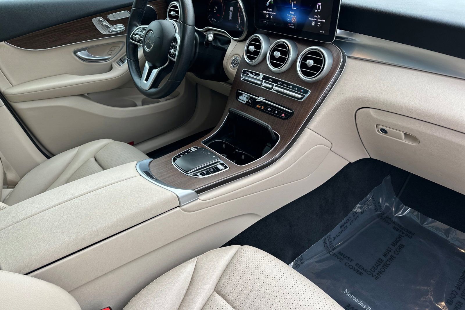 Used 2022 Mercedes-Benz GLC 300 image 15