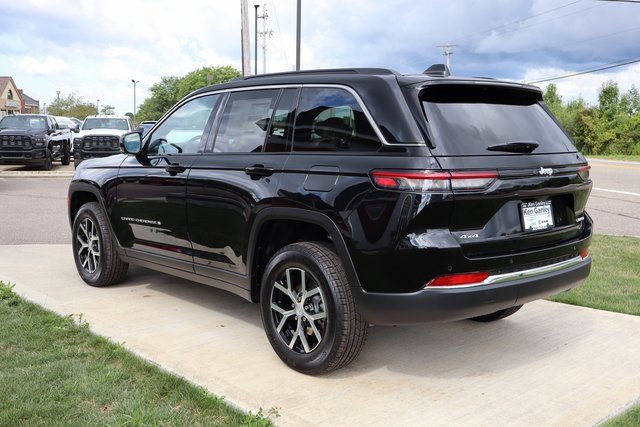 New 2025 Jeep Grand Cherokee Limited image 27