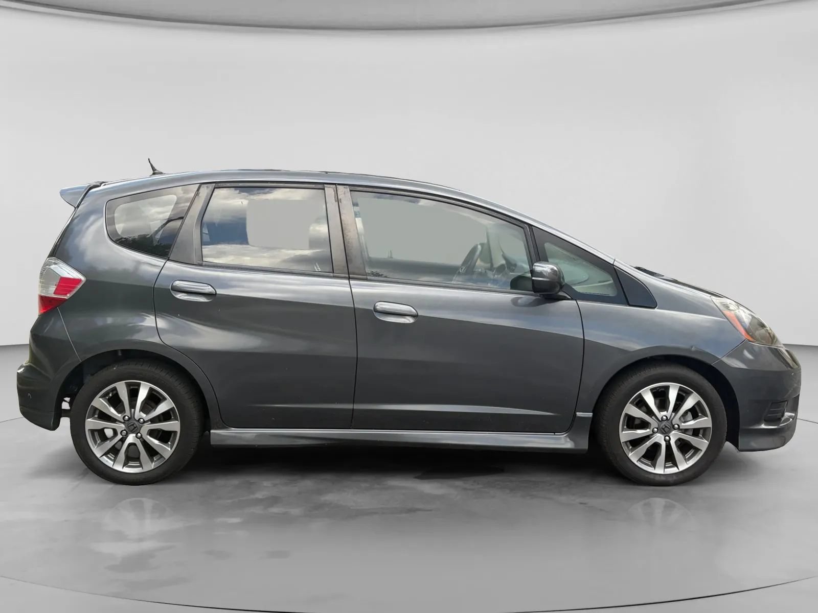 Used 2013 Honda Fit Sport image 6