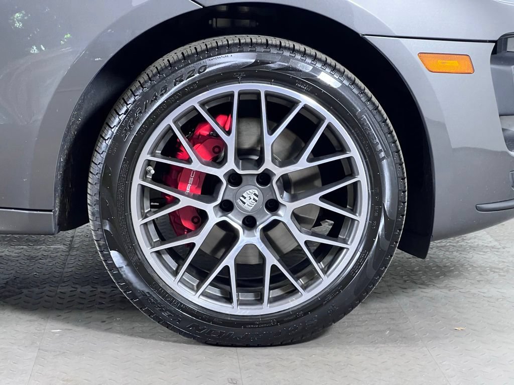 Certified 2018 Porsche Macan Turbo AWD/4WD image 13