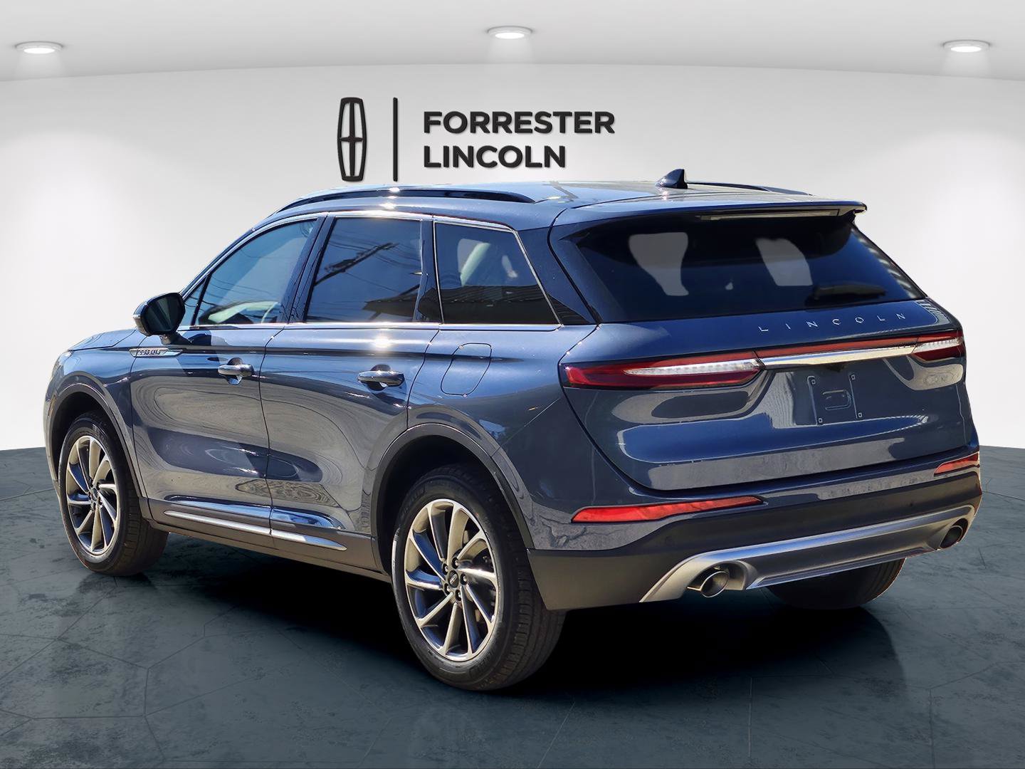 New 2026 Lincoln Corsair Premiere AWD/4WD image 5