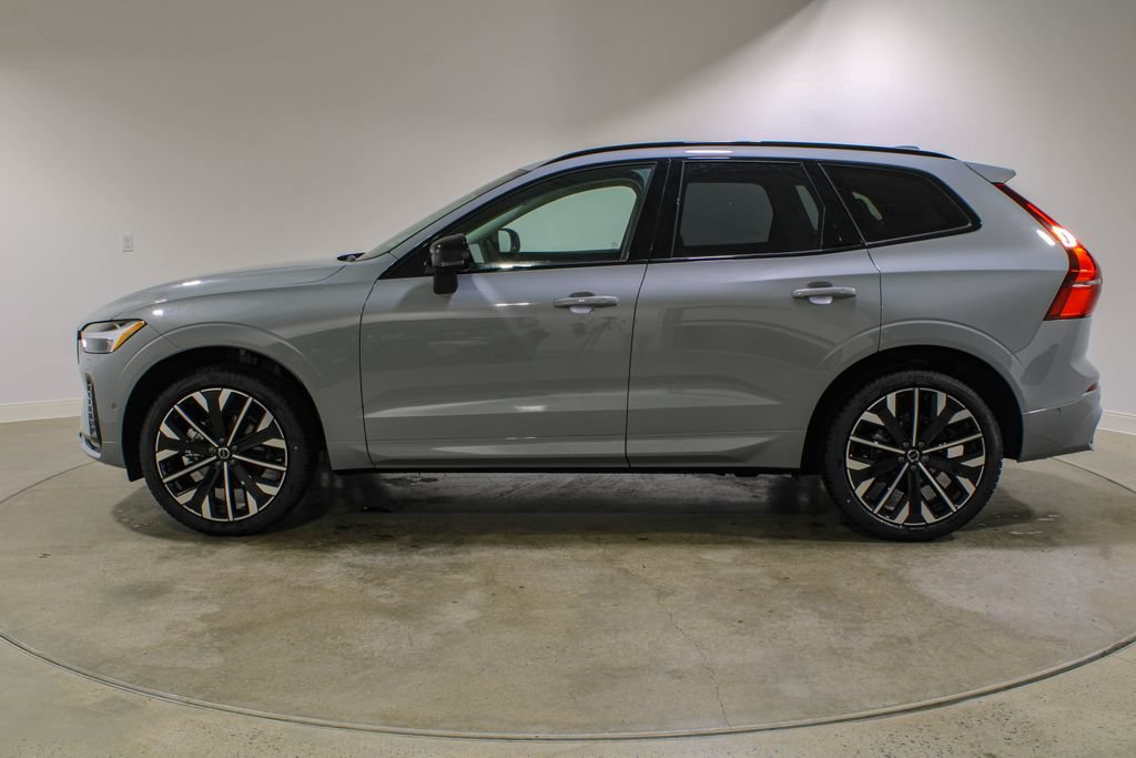 New 2026 Volvo XC60 B5 Ultra w/ Protection Package Premier AWD/4WD image 2