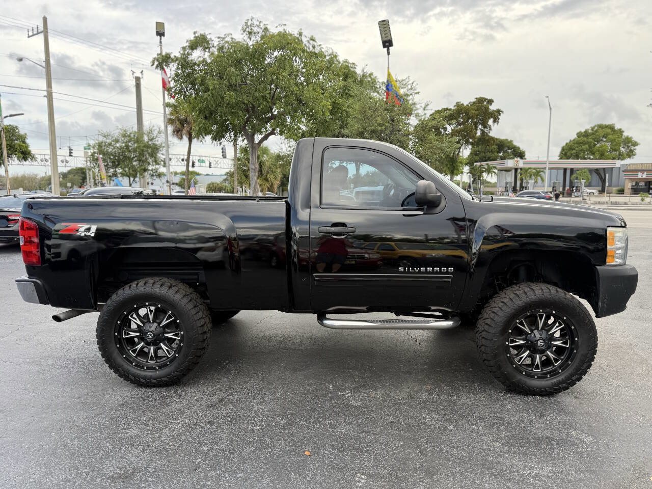 Used 2012 Chevrolet Silverado 1500 LT w/ Interior Plus Package image 7