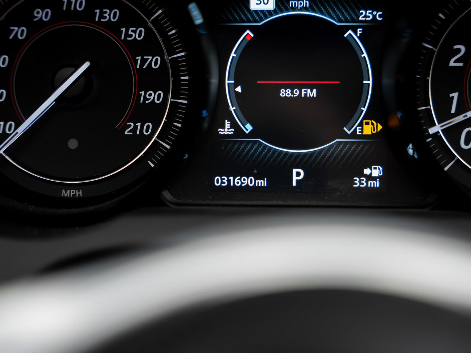 Used 2020 Jaguar F-TYPE R AWD/4WD image 44