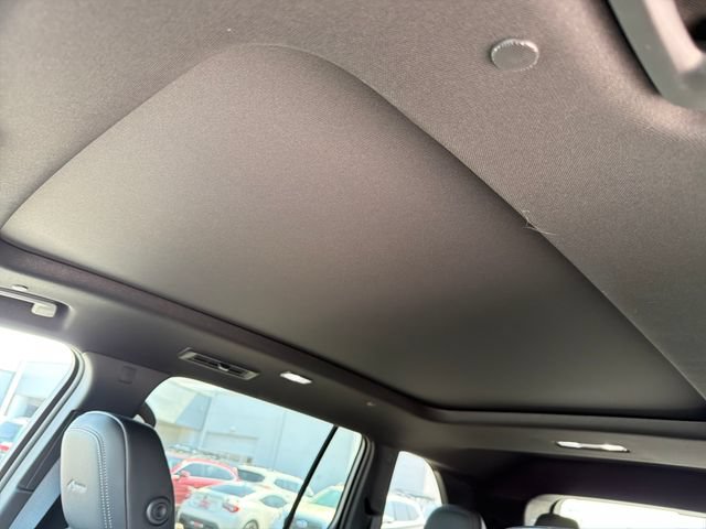 New 2026 Buick Enclave Avenir w/ Super Cruise Package FWD image 15