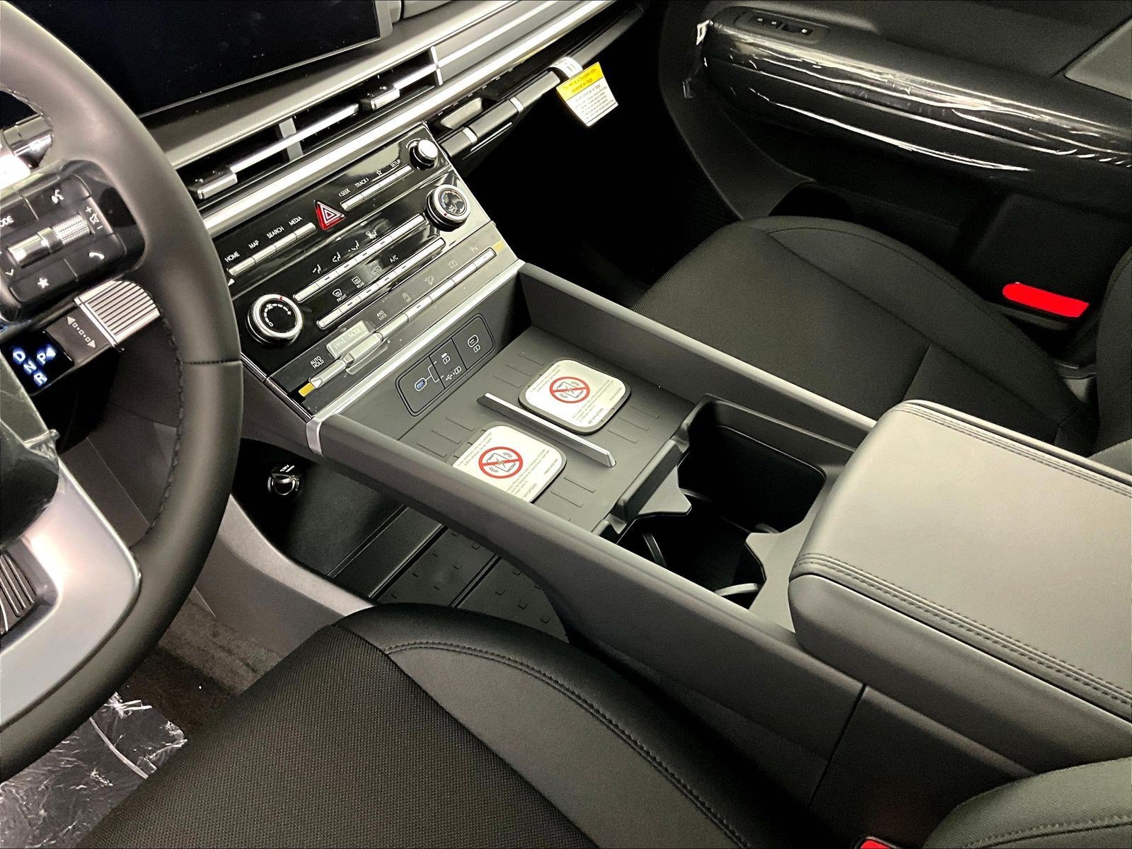 New 2027 Hyundai Santa Fe SE AWD/4WD image 12
