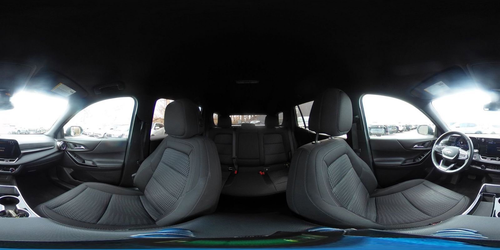 Used 2025 Chevrolet Equinox LT image 43