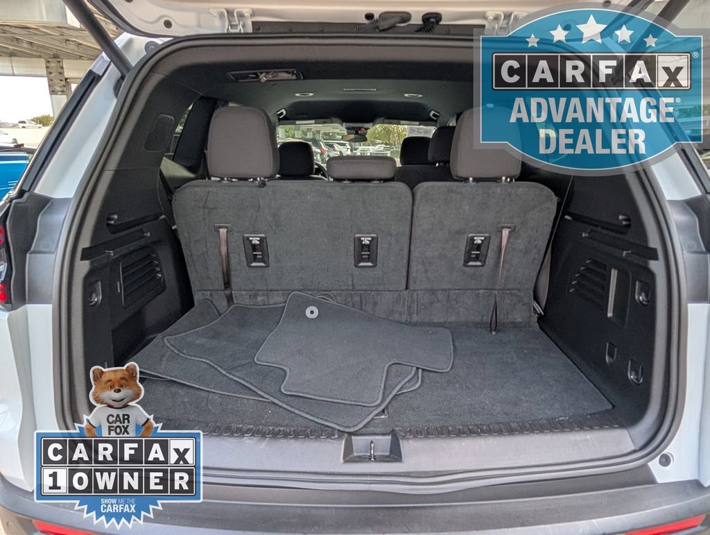 Used 2025 GMC Acadia Elevation FWD image 23