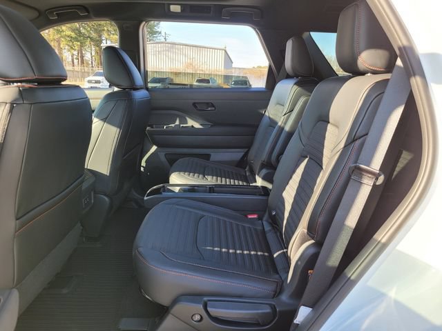 New 2026 Nissan Pathfinder Rock Creek w/ Rock Creek Premium Package AWD/4WD image 12
