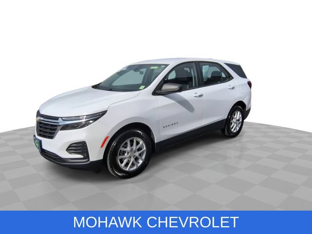 Used 2023 Chevrolet Equinox LS w/ LPO, Floor Liner Package image 4