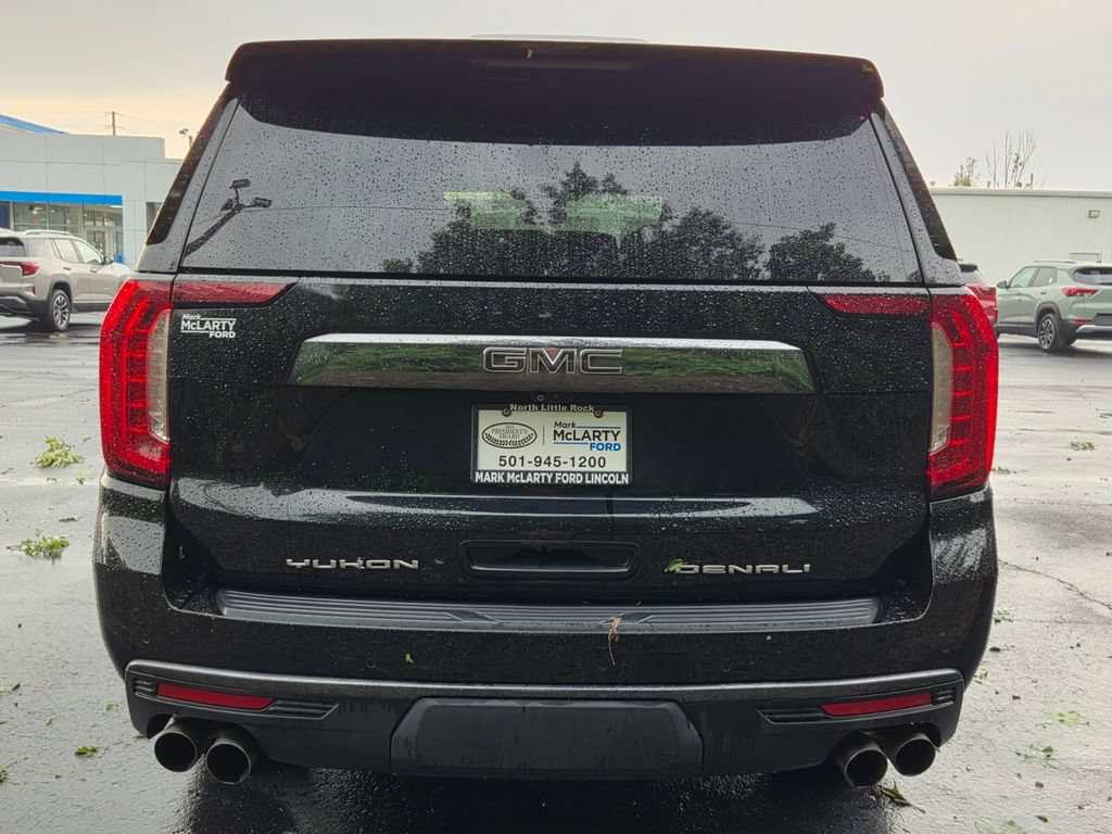 Used 2023 GMC Yukon Denali Ultimate AWD/4WD image 4