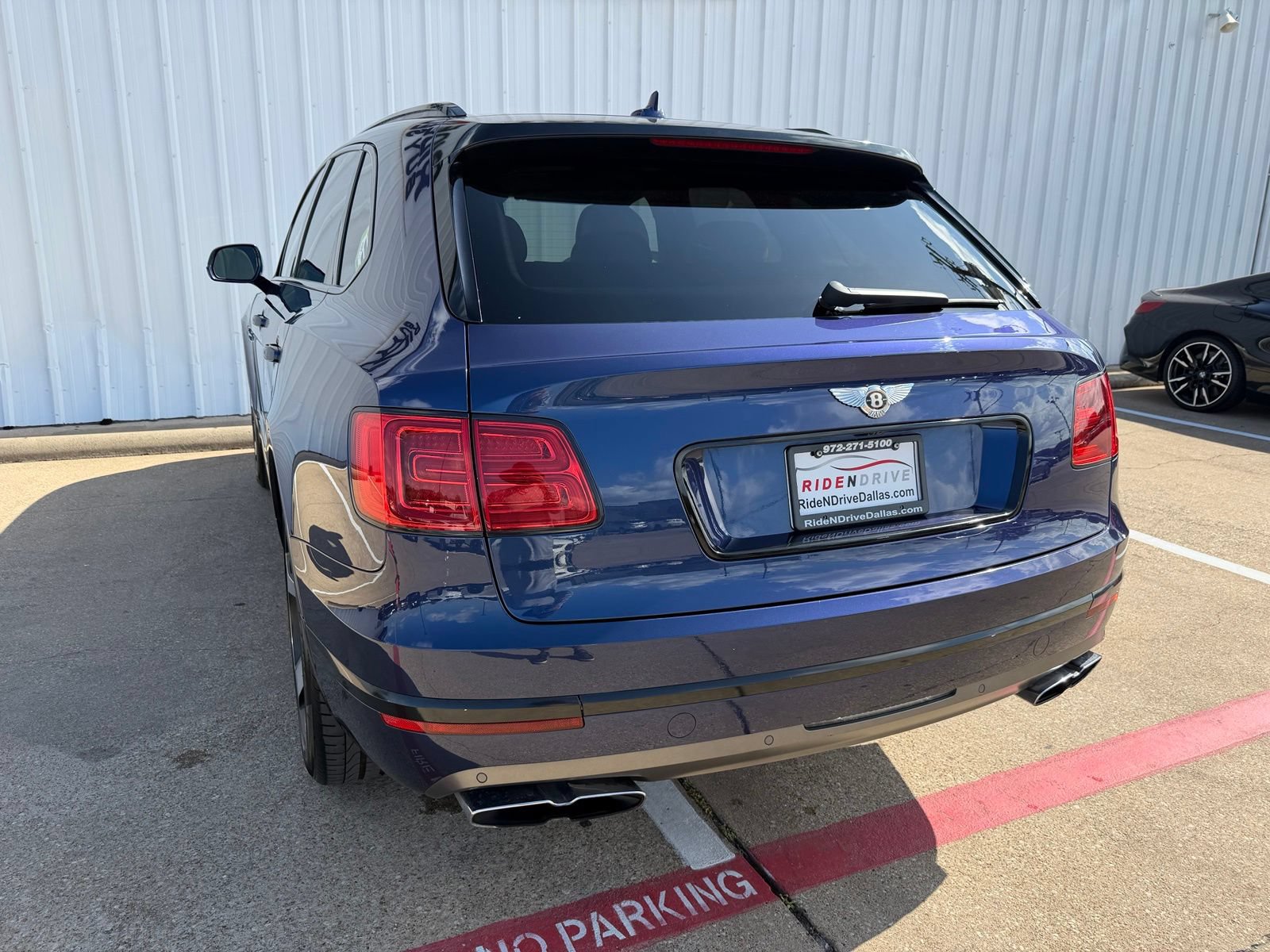 Used 2019 Bentley Bentayga AWD/4WD image 5