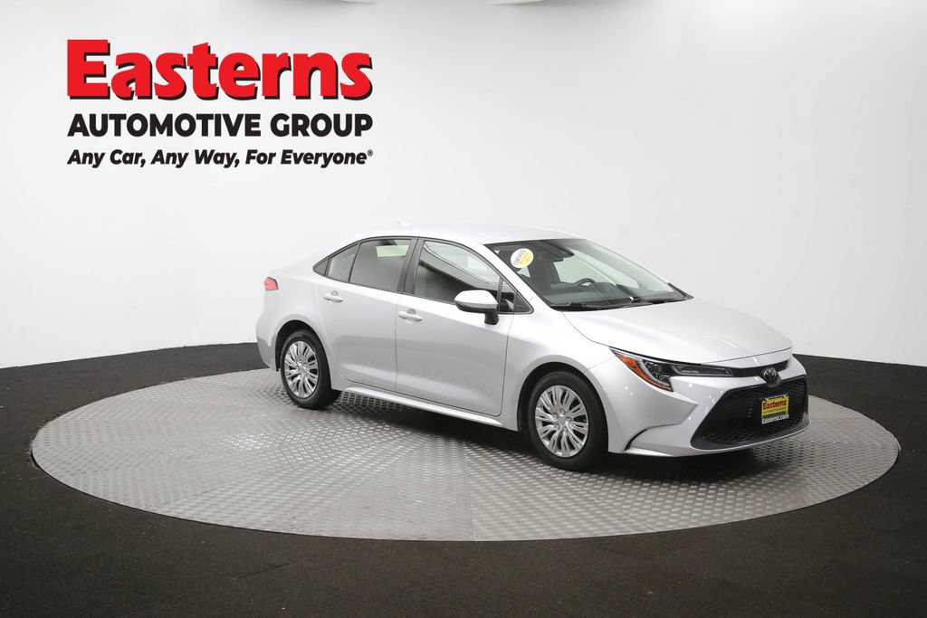 Used 2022 Toyota Corolla LE FWD image 49