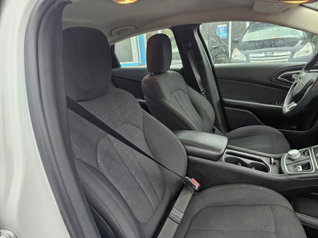 Used 2016 Chrysler 200 LX image 12