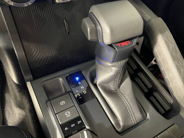 Used 2024 Toyota Tacoma TRD Sport AWD/4WD image 10