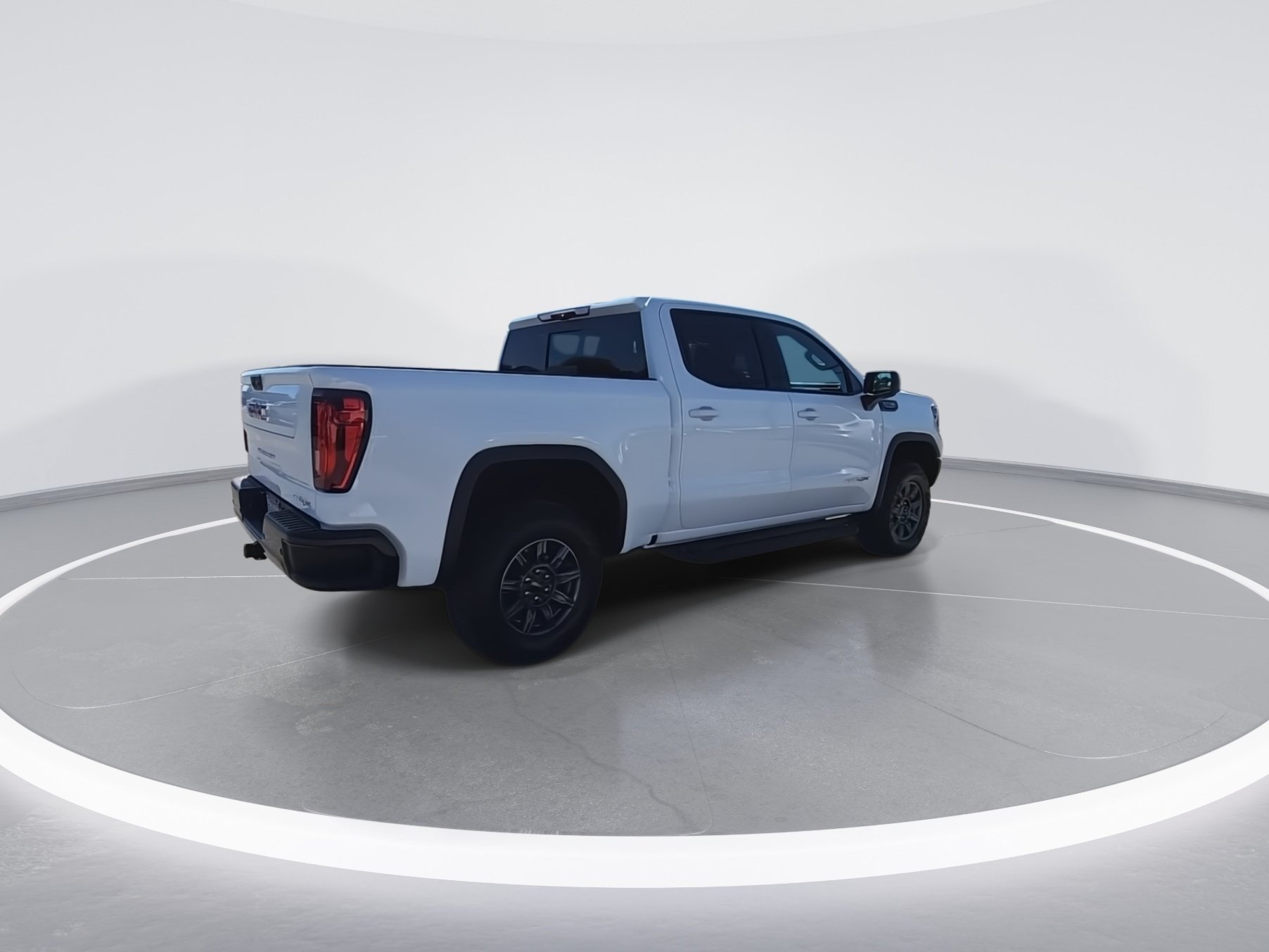 Used 2024 GMC Sierra 1500 AT4X AWD/4WD image 8