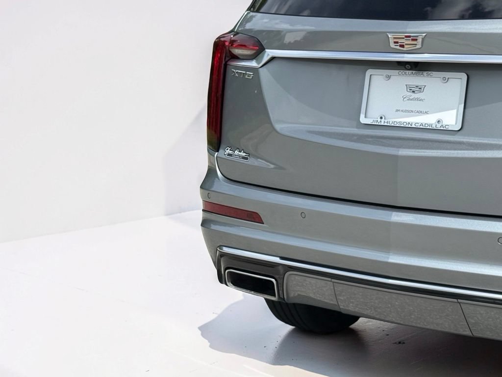 Used 2021 Cadillac XT6 Premium Luxury w/ Platinum Package AWD/4WD image 14