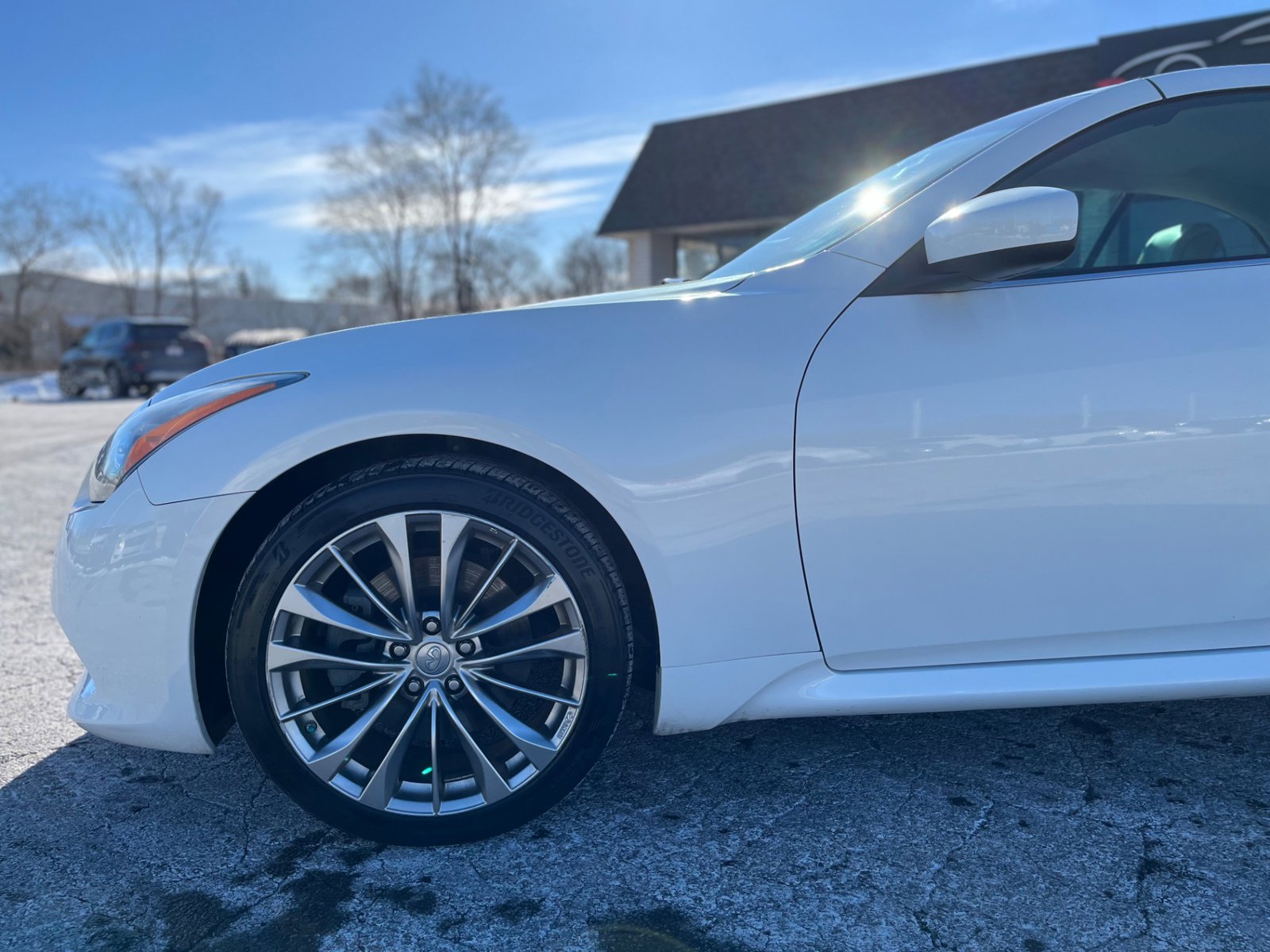 Used 2011 INFINITI G37 w/ Premium Pkg image 11