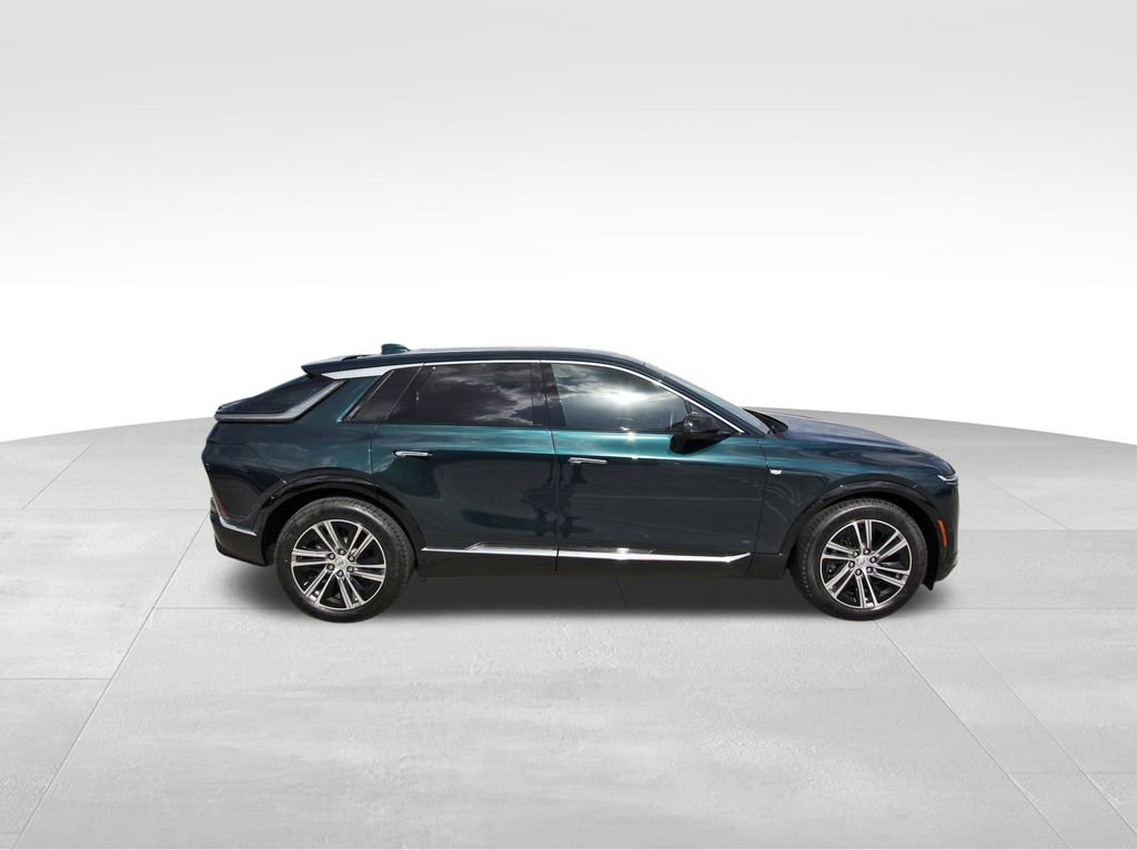 New 2026 Cadillac Lyriq Luxury RWD image 5