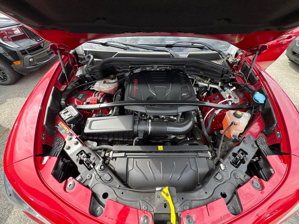 Used 2019 Alfa Romeo Stelvio RWD image 27