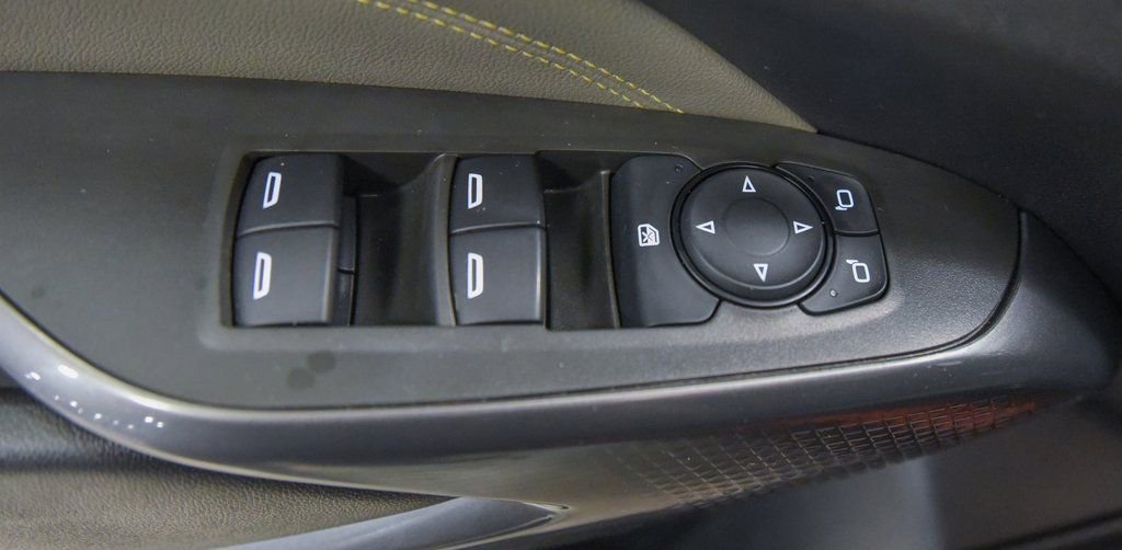 Used 2024 Chevrolet Trax ACTIV w/ Driver Confidence Package image 15