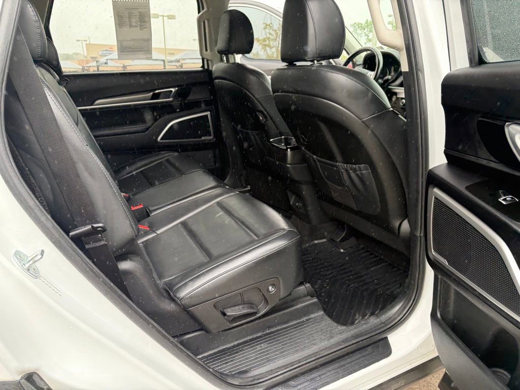 Used 2020 Kia Telluride LX AWD/4WD image 17