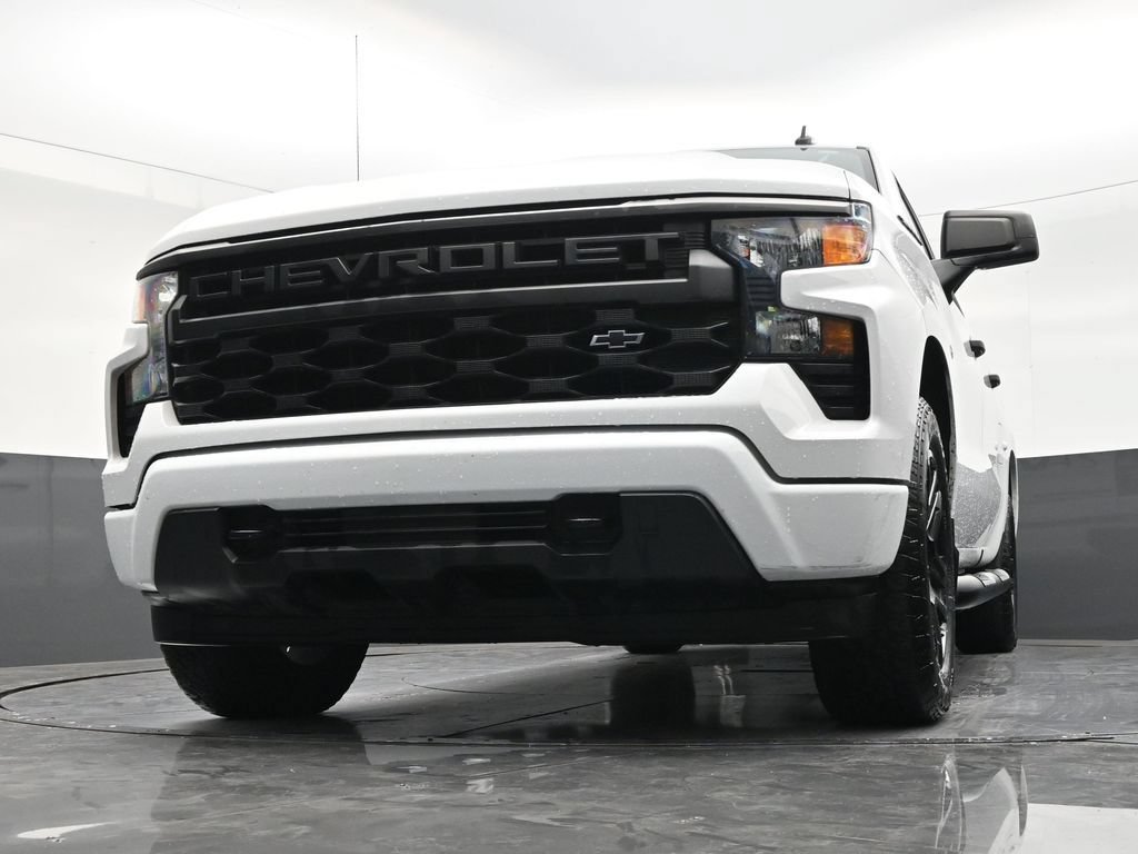 Used 2024 Chevrolet Silverado 1500 Custom w/ Turbomax Blackout Package RWD image 26