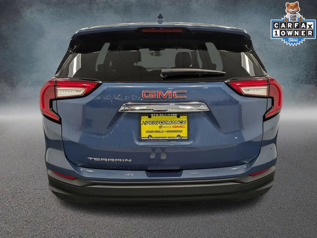 Used 2024 GMC Terrain SLE FWD image 5