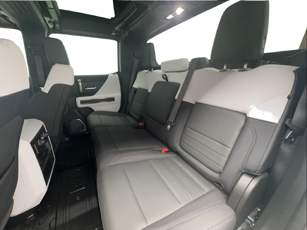 Used 2025 GMC Hummer EV 3X AWD/4WD image 25