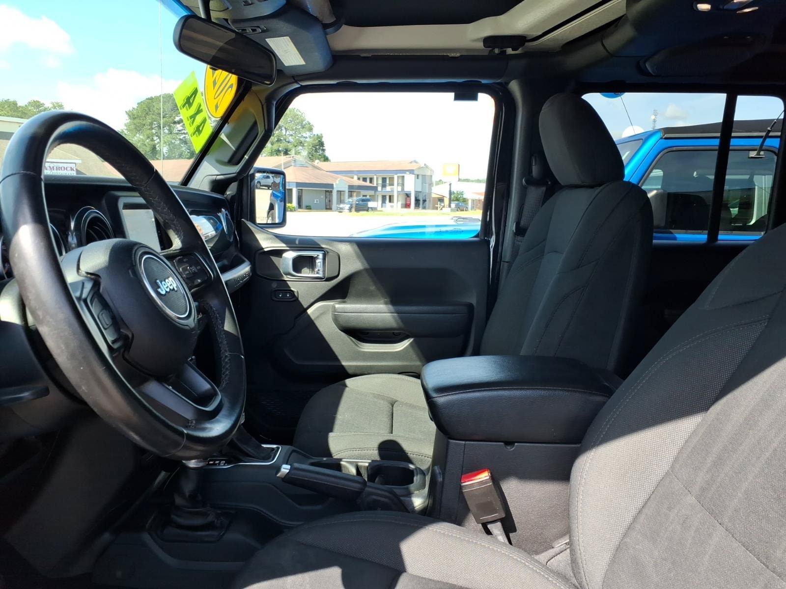Used 2022 Jeep Wrangler Unlimited Sport AWD/4WD image 7