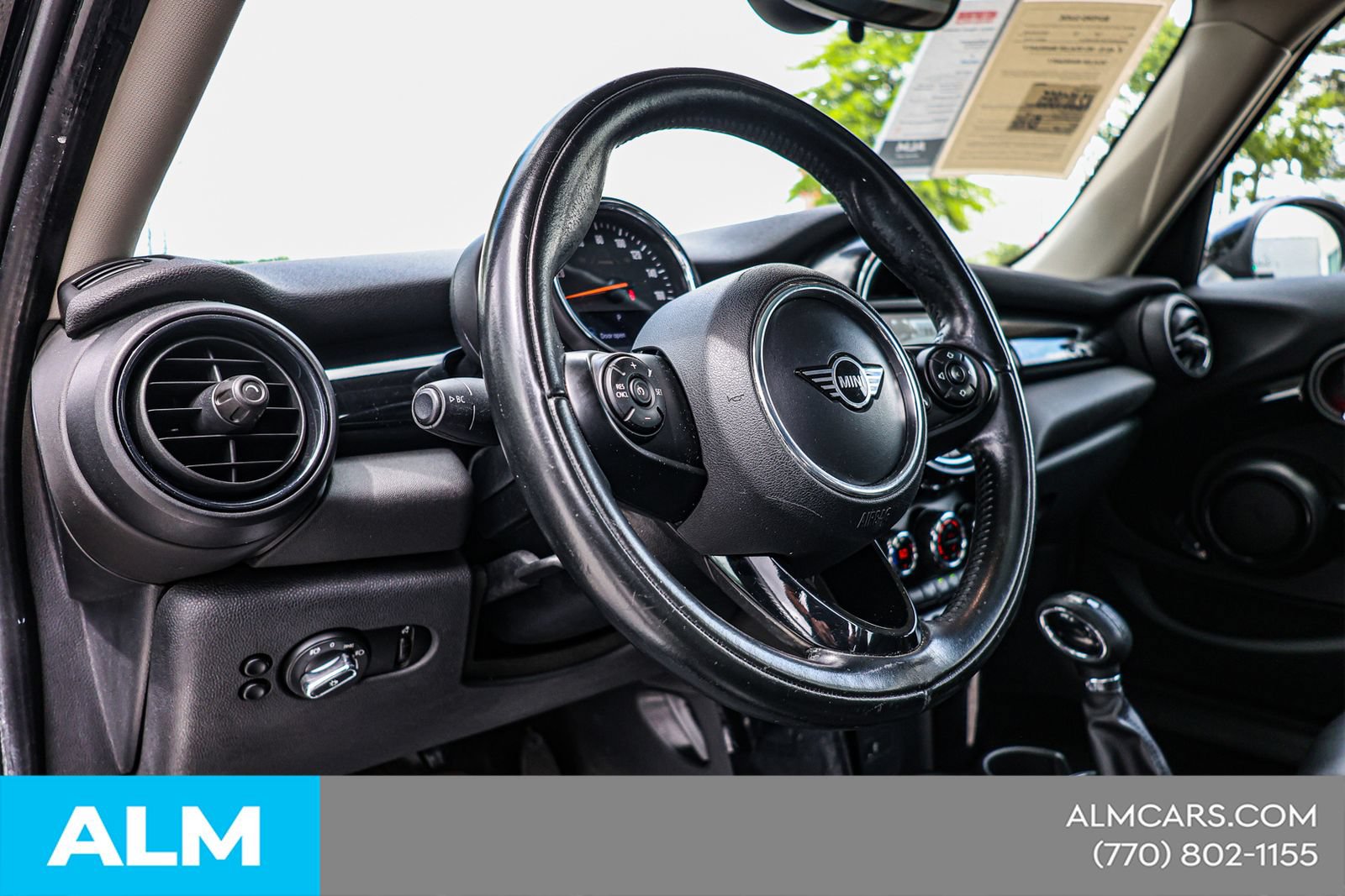 Used 2019 MINI Cooper 4-Door Hardtop FWD image 21
