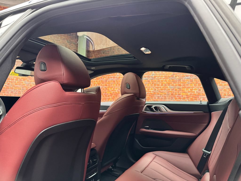 Used 2025 BMW i4 xDrive40i w/ M Sport Package AWD/4WD image 3
