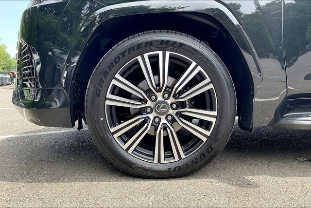 New 2026 Lexus LX 700h Luxury AWD/4WD image 12