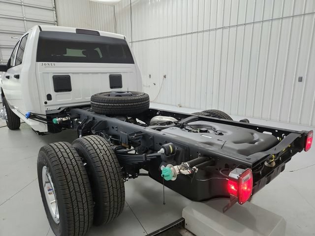 New 2026 RAM 3500 Tradesman w/ Chrome Appearance Group A AWD/4WD image 40